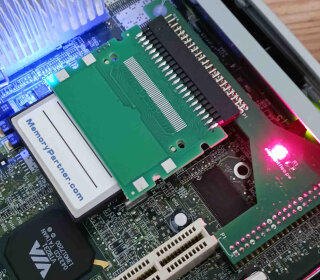 The final design from above with the IDE activity light.